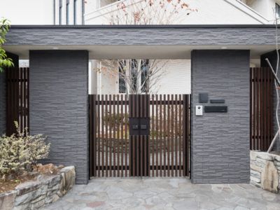 Bi-Fold Gates-1