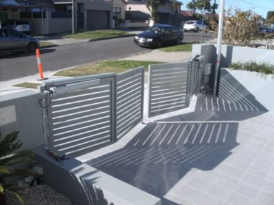 Bi-Fold Gates-7
