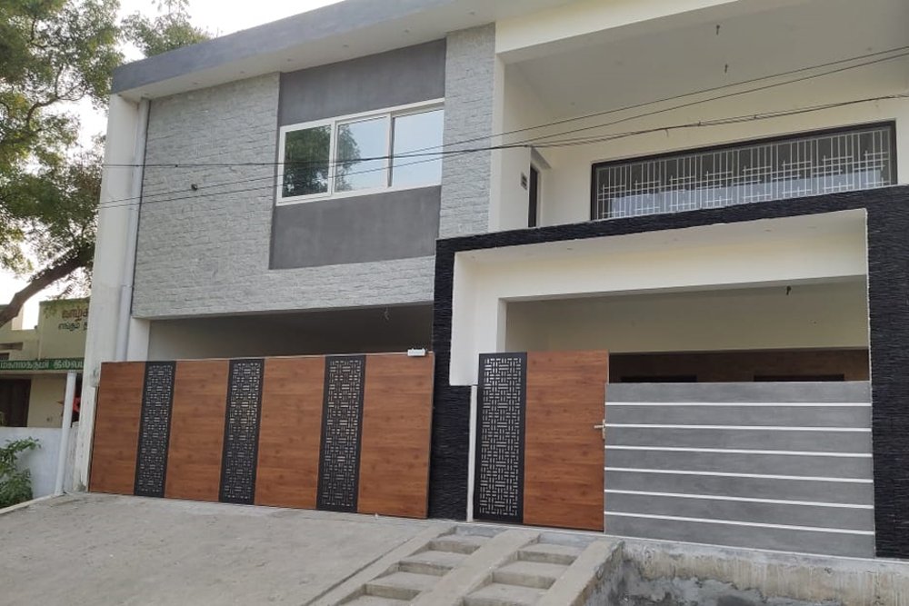 ss-sliding-gate-hpl-sheet-aluminium-sheet-automatic-gate.webp